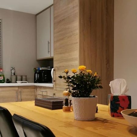 3 Bedroom Townhouse, Free Parking York Ngoại thất bức ảnh